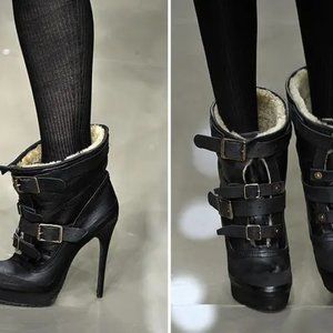 Burberry Leather Ankle Moto Boots - size 39